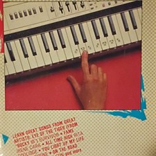 32-Key Electronic Keyboard White Black with Song Learning Guide