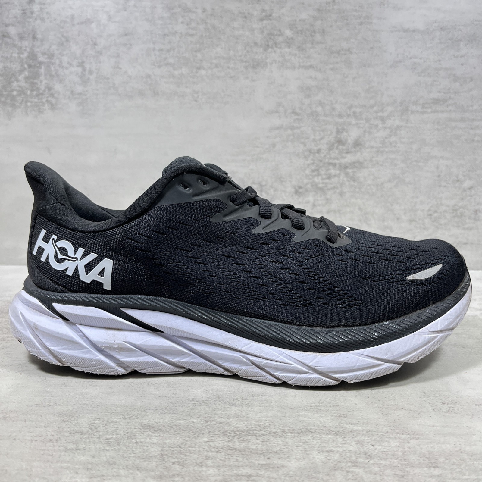 Hoka One One Clifton 8 Running Shoes - Women's Size 7 D Wide - Black thumbnail 4