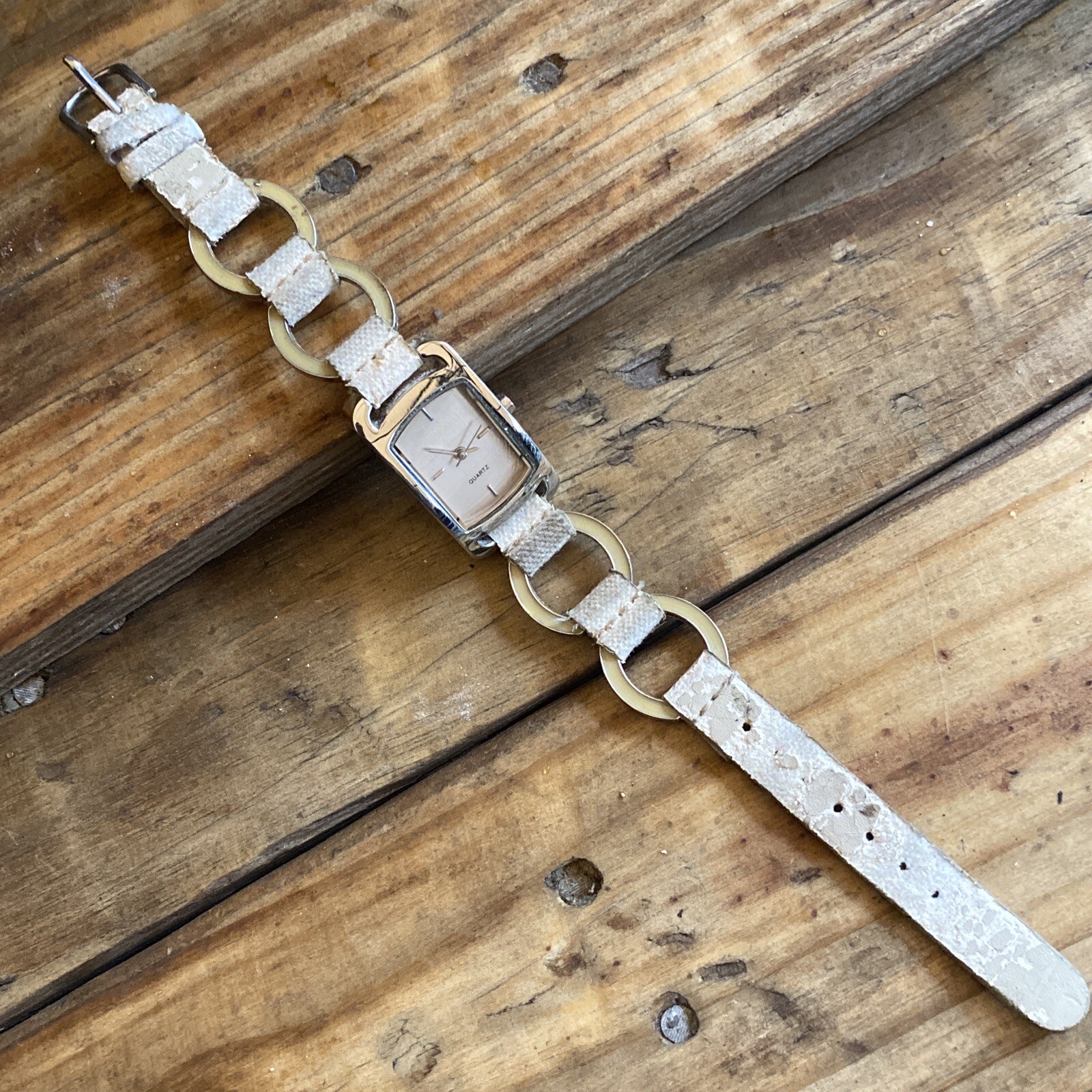 Rectangular Face Leather And Hoop Strap Ladies Fa… - image 3