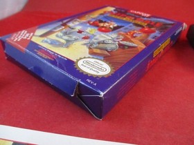 Chip 'N Dale Rescue Rangers (Nintendo NES) COMPLETE *damaged* w/ Box WORKS! #T