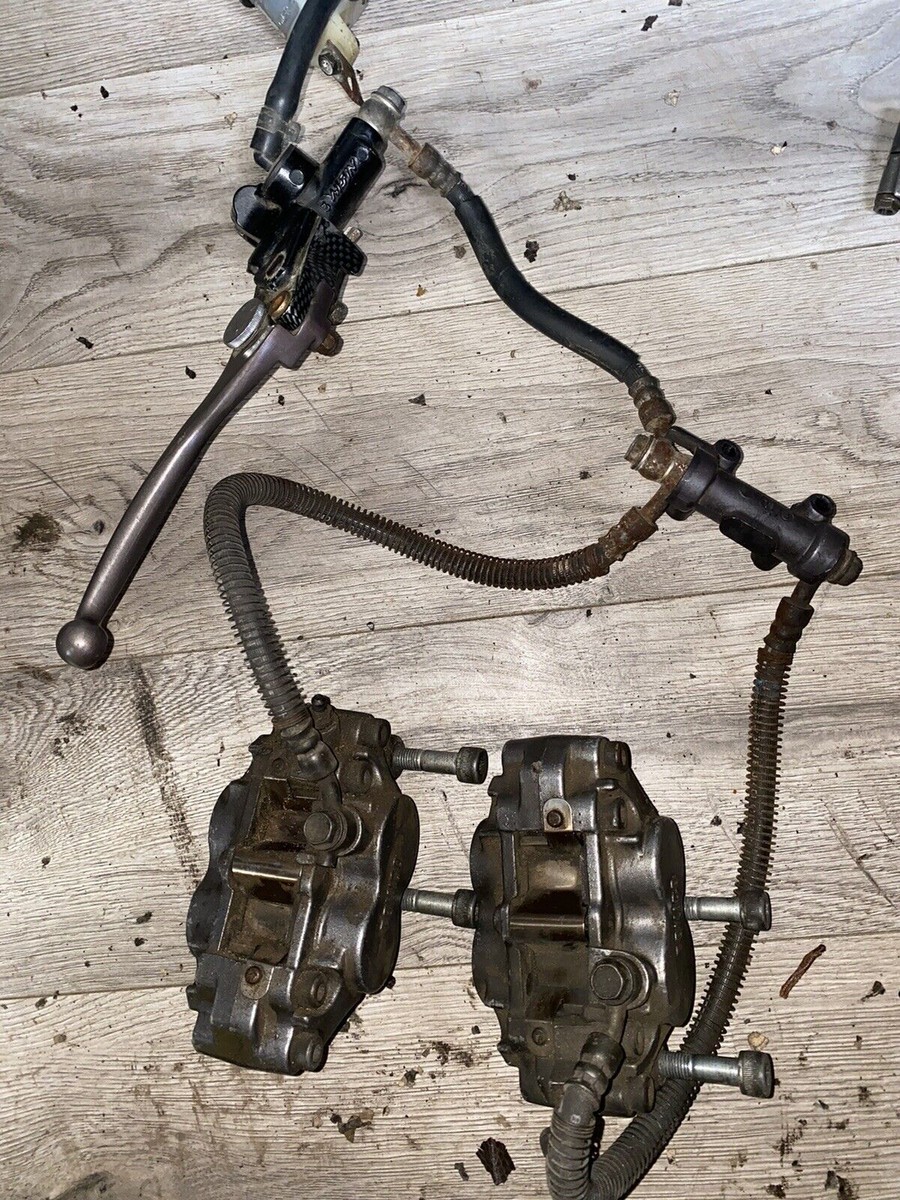 KAWASAKI ZX7 FRONT BRAKE MASTER CYLINDER & CALIPERS ZX-7