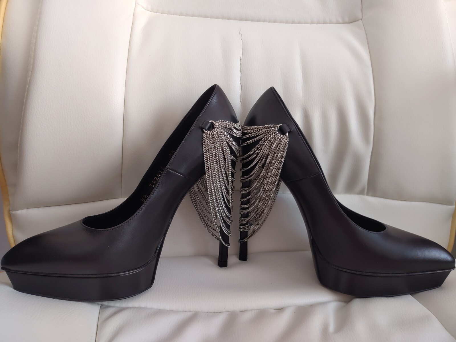 Scarpe decolte YSL Yves Saint Laurent Janis catene nere in pelle con tacco plateau 35