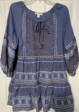 Aveology By City Chic Women’s Tie Front Top size 18 Blue Embroidered Lined