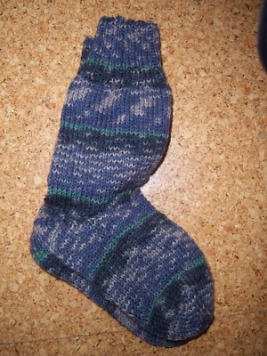 Socken handgestrickt mit Regia Wolle Größe 26 / 27 photo earth grün color