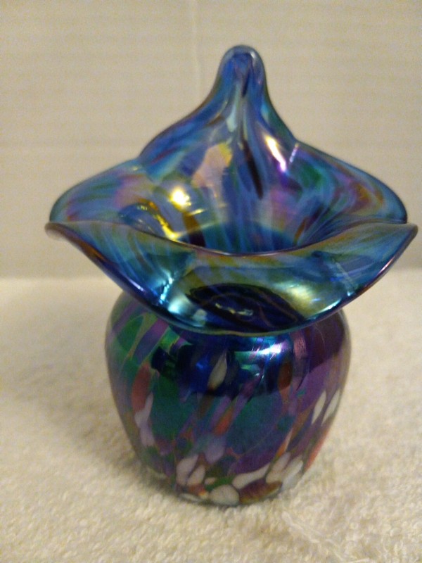 GIBSON RARE MINIATURE JACK IN THE PULPIT VASE 3.5 INCHES