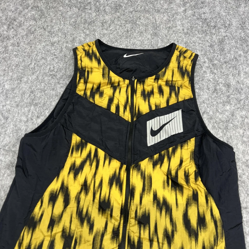 Nike Aerolayer Running Vest Mens Large Reversible Yellow Black Lightweight Flaw - Image 3 of 4