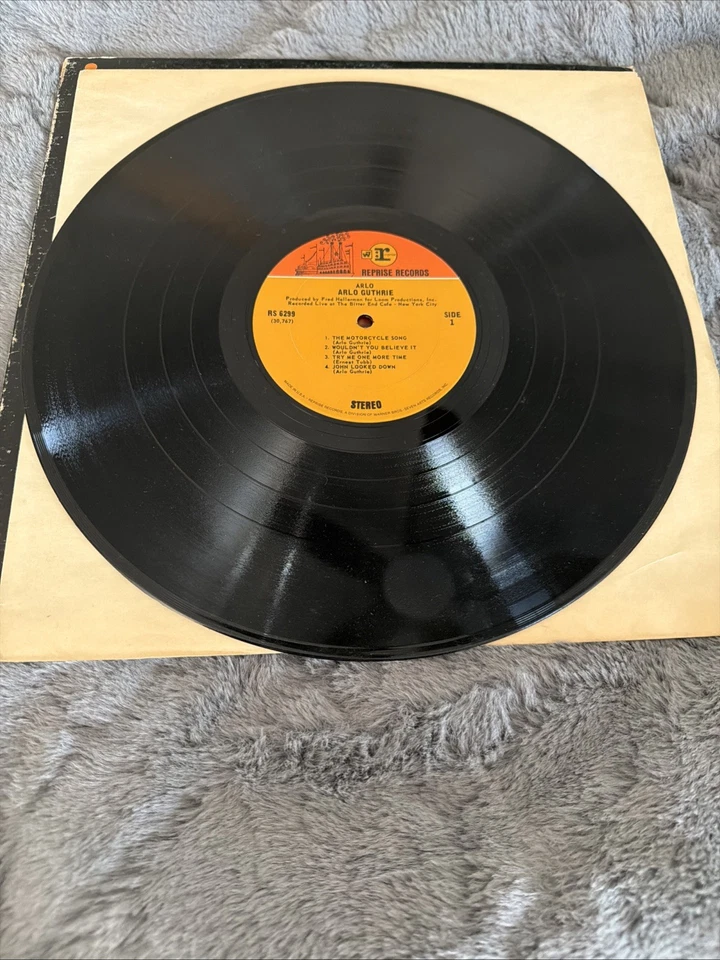 Arlo Guthrie Lp Self Titled On Reprise - Vinyl Record - Imagem 3 de 4