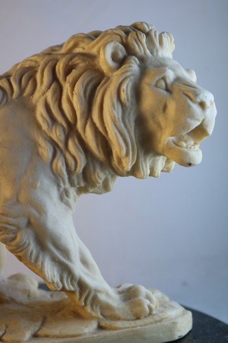 Heavyweight Soapstone Carved Male Lion Statue Regal Detailed King of the Jungle - Picture 10 of 10