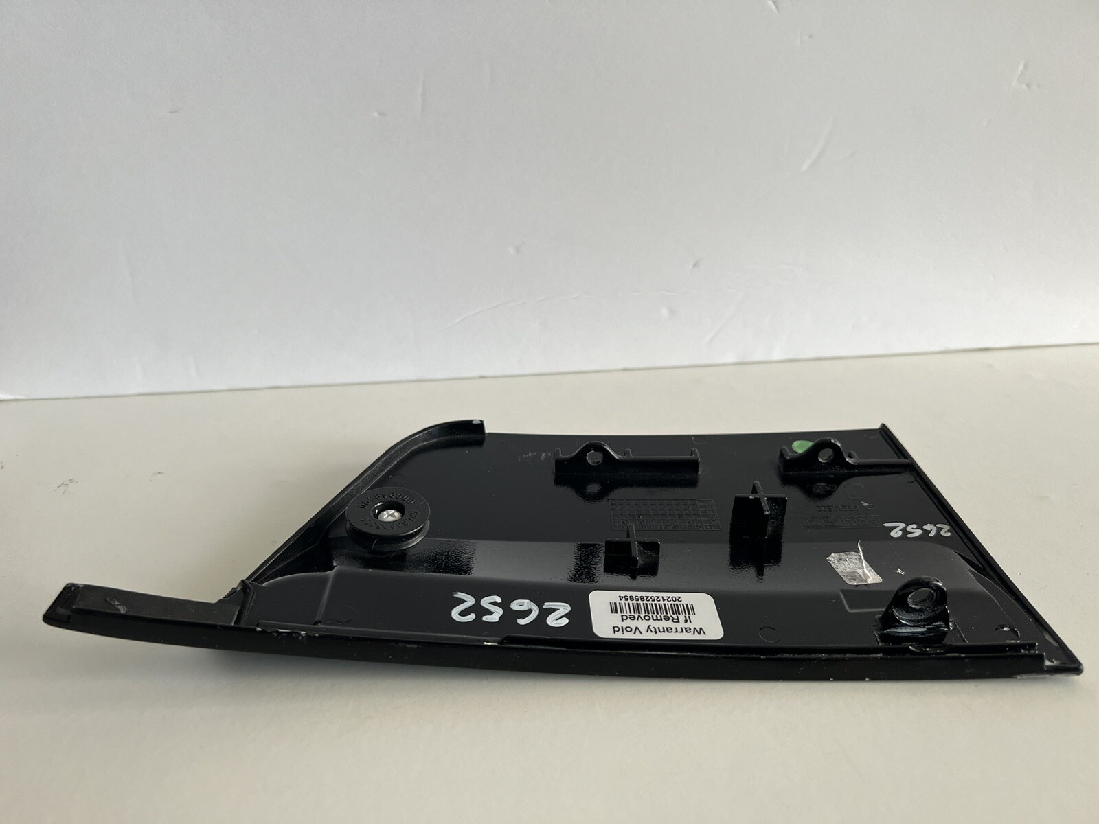 FERRARI 488 LEFT REAR EXERIOR TRIM PANEL 86914600