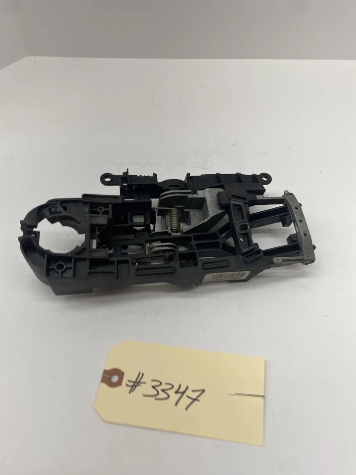 2009-2015 10 11 12 13 14 Bmw 750Li F02 - Rear Left Exterior Door Handle Bracket - Image 4 of 4