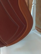 16 inch adjustable gullet tan leather saddle beautiful stitching