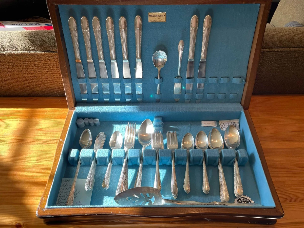 ヴィンテージ WM Rogers & Son 26 ピースシルバー食器セット Wm. Rogers & Son 1900-1940 Flatware-Set Antique US Silver-Plated