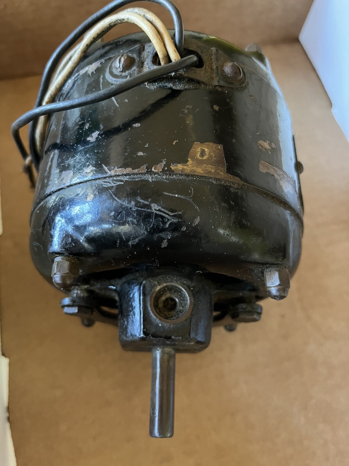 VTG GE Electric motor EA524 AC Motor 1/20 hp w/ bench mounts side