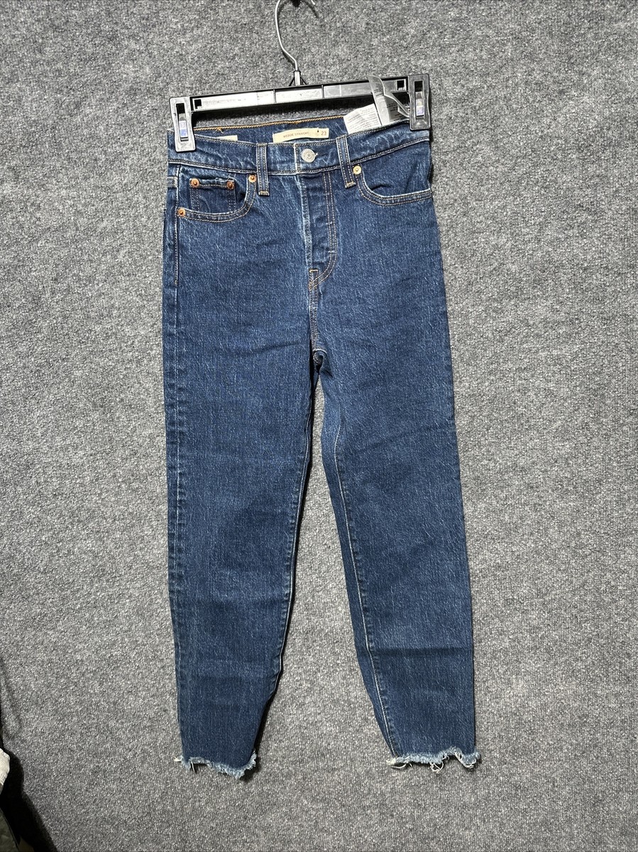 Levis Women Jeans Size 23 Wedgie Straight Button Fly High Rise