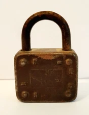 Vintage Old Master Lock Walking Lion 77 Padlock USA - NO Key