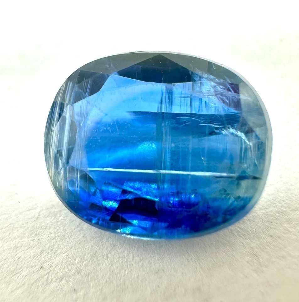 Blue Kyanite Sapphire Gemstone, Natural Kyanite Cut Loose Gemstone 5.2 Ct 11x9mm - Image 3 of 4