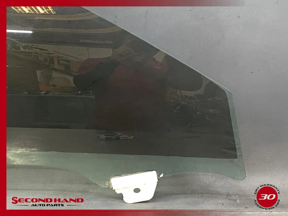 Vidrio ventana puerta delantera derecha pasajero Chevrolet Impala 14-20  Foto 2 de 4