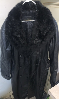 Winlit Women s Black Leather Long Overcoat Fur Trim Collar Lined Button IT 42