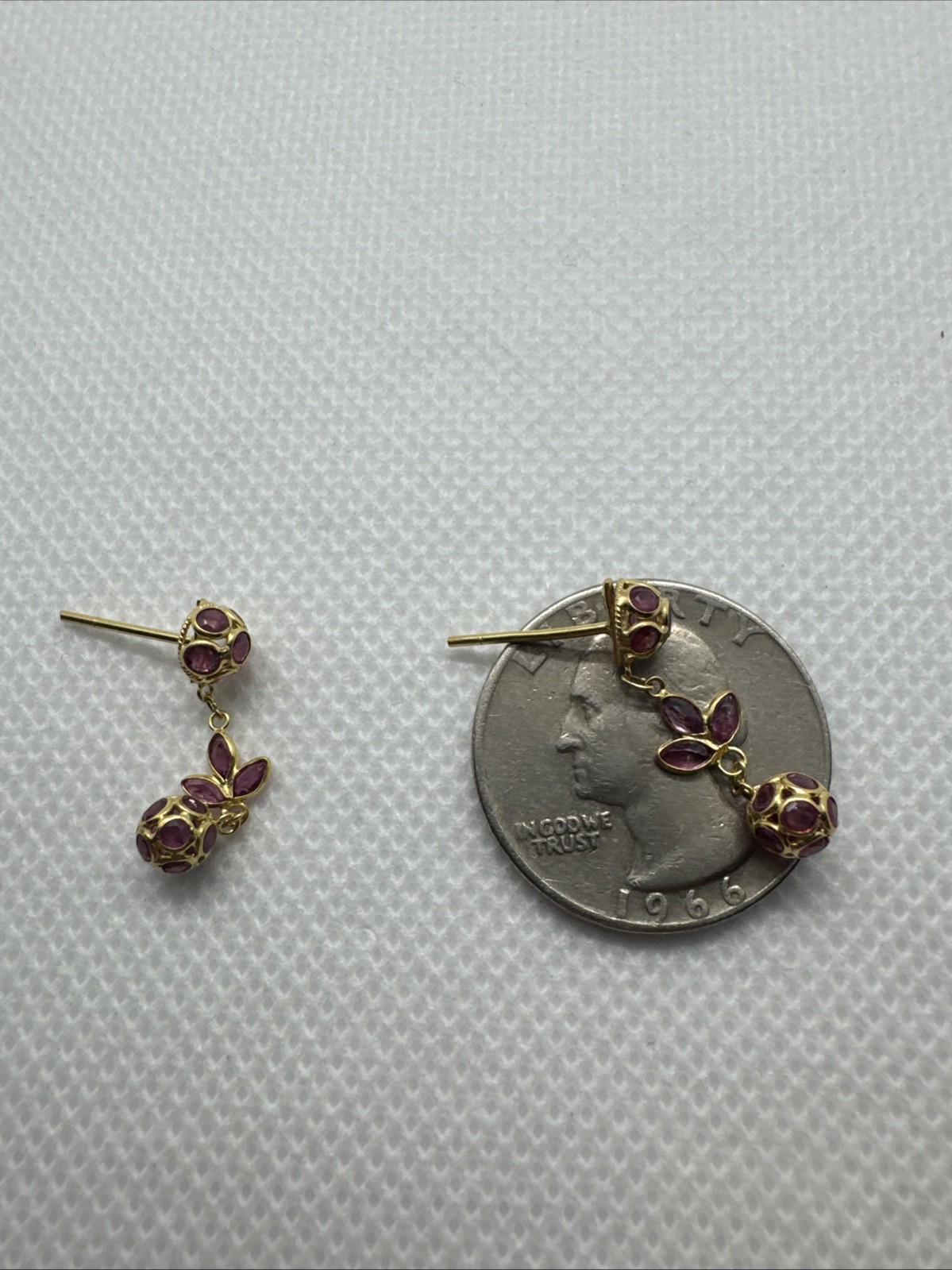 Gorgeous 18k Solid Yellow Gold Ruby Filigree Dang… - image 13