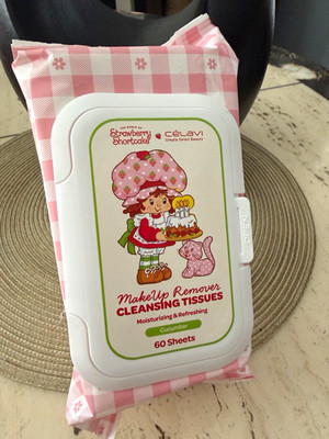 Célavi Strawberry Shortcake Makeup Remover Wipes Cucumber 2 Pack 60 Sheets