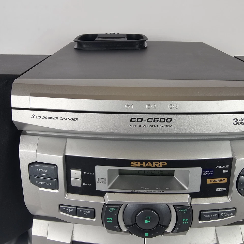 Sharp 3 -CD Changer Mini Component System CD-C600 CD/Cassette/Stereo - Image 2 of 4