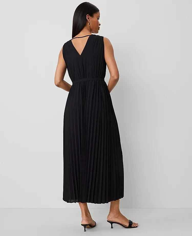 Ann Taylor Pleated Maxi Swing Dress Women Large Black Accordian Toga Deep Plunge - Image 3 of 4