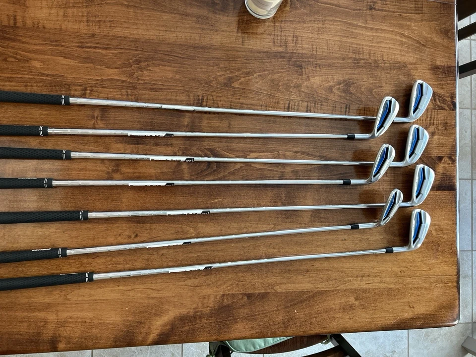 Набор айронов Cleveland CBX 4-PW Stiff Flex Dynamic Gold DST 98 S300 сталь под правую руку - Изображение 2 из 4