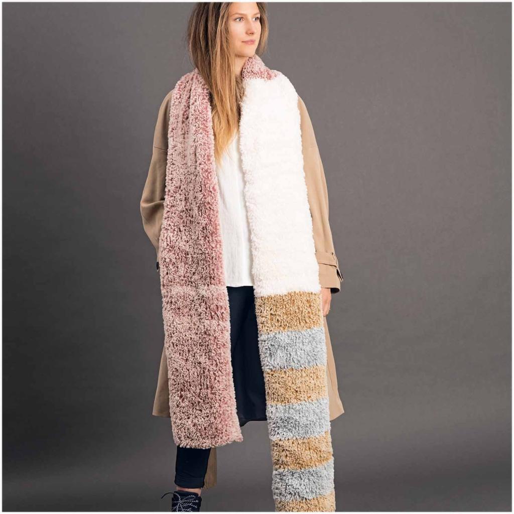 Thumbnail - Stricken Mit Creative Petit Lapin Super Chunky | Rico Design Gmbh &