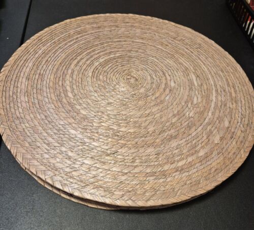Natural Grass Woven Round Placemats - 16" - Set of 8 - EUC