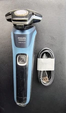 Philips Series 5000 Wet & Dry Electric Shaver