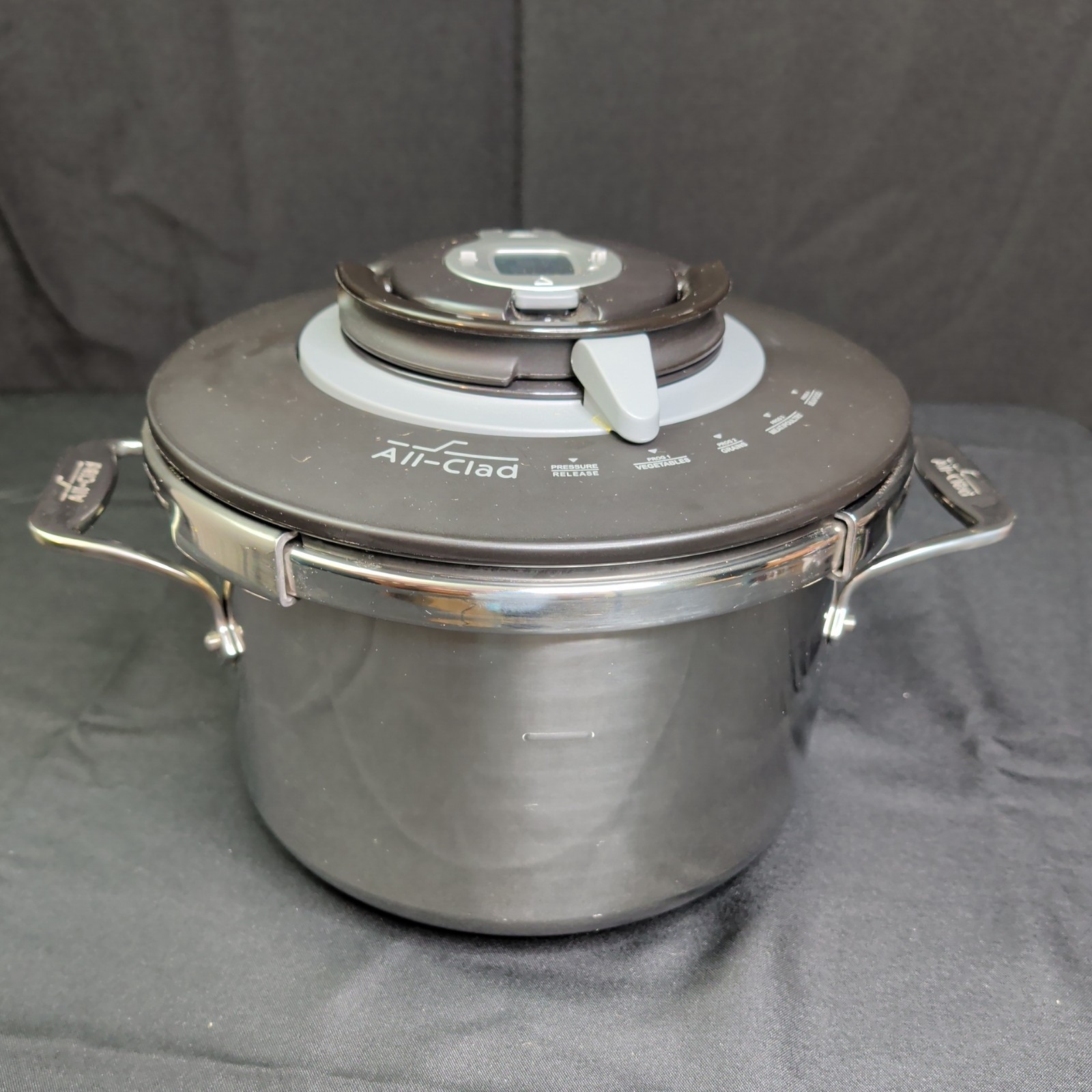 ALL-CLAD 8.4 QUART PC8 PRECISION STAINLESS STEEL PRESSURE CO