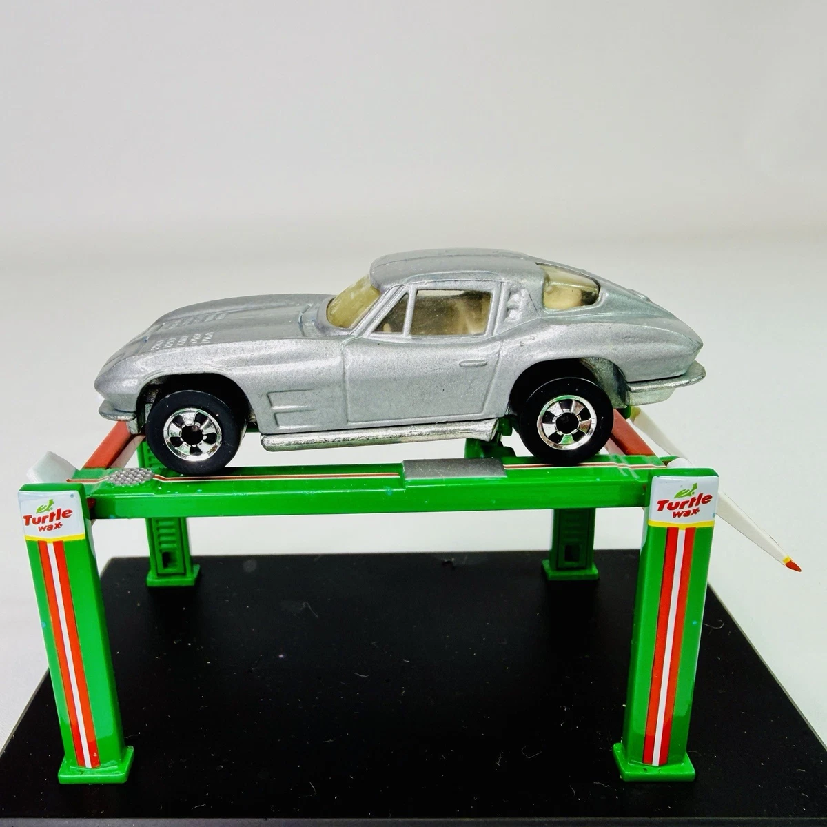 Hot Wheels Car 1963 Vehicle Year Vintage Manufacture Diecast Cars