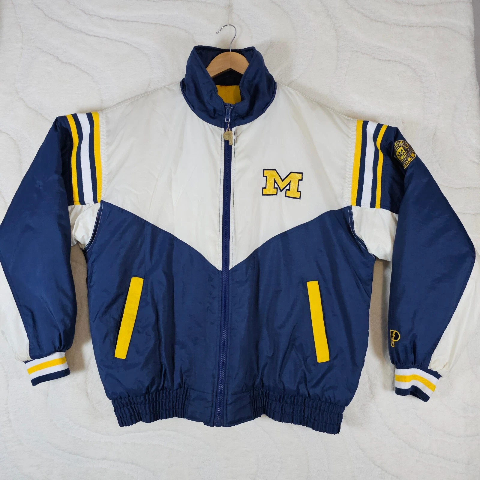 University of Michigan Wolverines Pro Player Puffer Jacket Men's L Vintage 90s