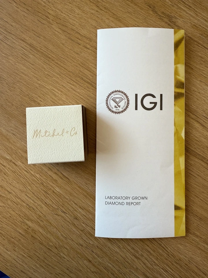 engagement ring size j 1.35ct pear diamond 18ct yellow gold D VS1 lab created - Image 3 of 4