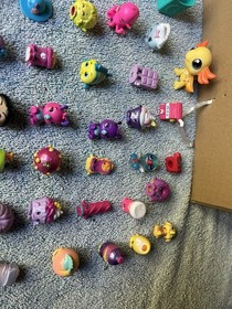 Disney Doorables , Shopkins, Hatchimals , Littlest Pet Shop / Random Figures !!!