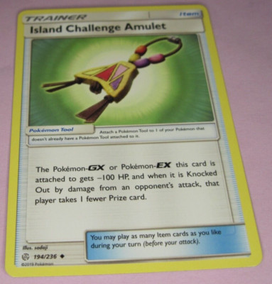Island Challenge Amulet 194/236 Cosmic Eclipse Sun Moon Pokemon Card
