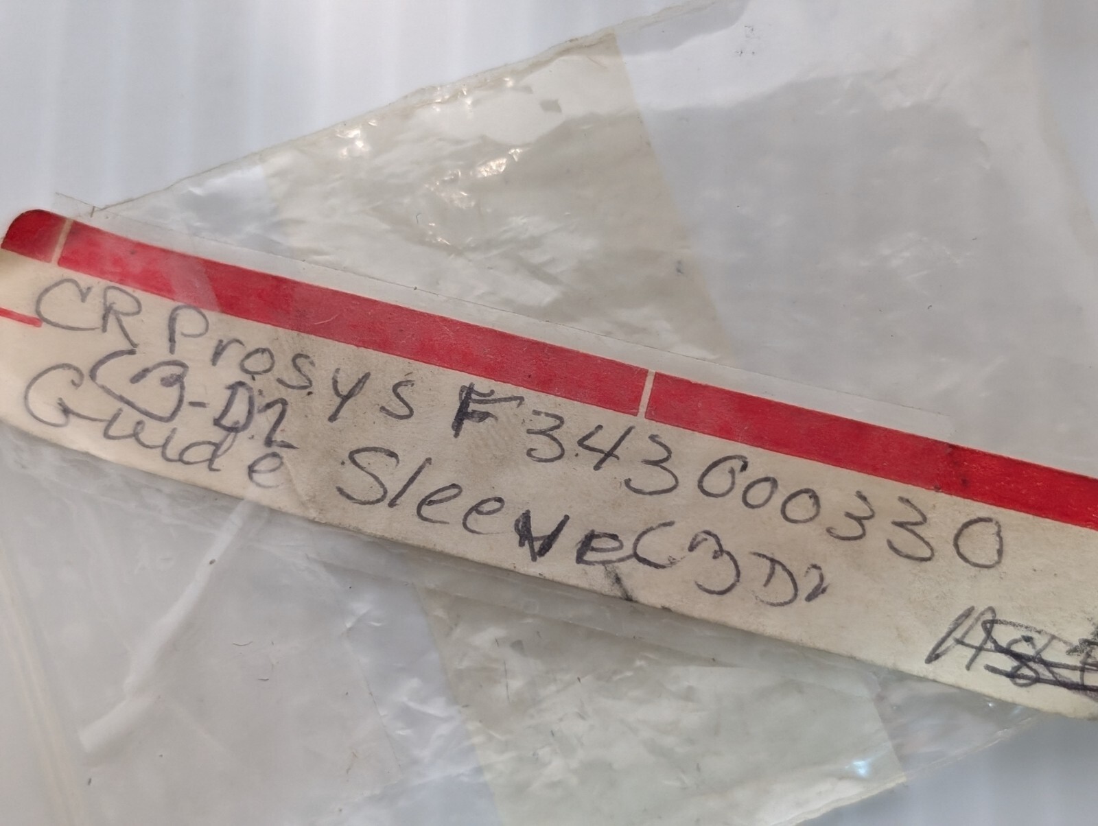 Lot of 32 CR Prosys C3-D2 Guide F343000330 Guide Sleeve 4X7X8 - GEISS
