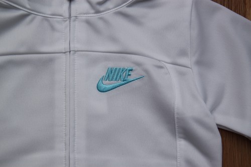 Nike Girl Jogging Set ~ Tracksuit ~ White, Gray & Aqua ~ - Picture 2 of 5