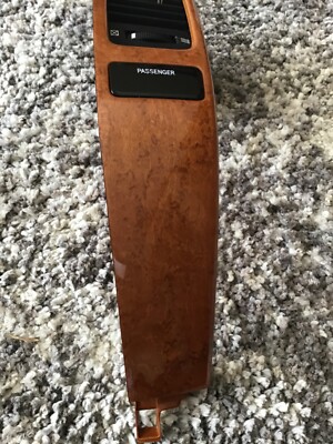 2003-2009 Lexus GX470 Passenger Side Center Air Vent OEM 55474