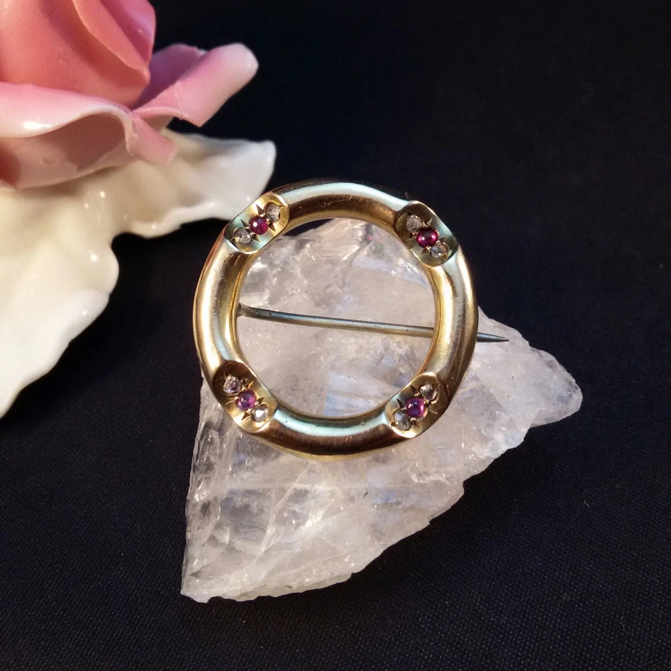 Brosche Anstecknadel 750 Rosegold Antik Granat, 8 Diamanten - Bild 1 von 4