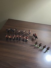 7 Charbens Band Figures 10 Britains Ltd Lead Horses/soldiers