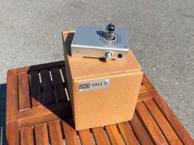 Schiit Vali 2 Headphone Tube Amp / Preamp SCH-12-2