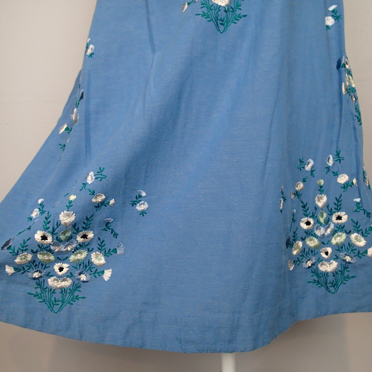 sachin and babi light blue dress Marchesa Notte Floral-Embroidered Capelet Column Gown