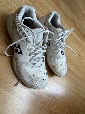 Yonex Power Cushion 65 Z3 Herren   weiß