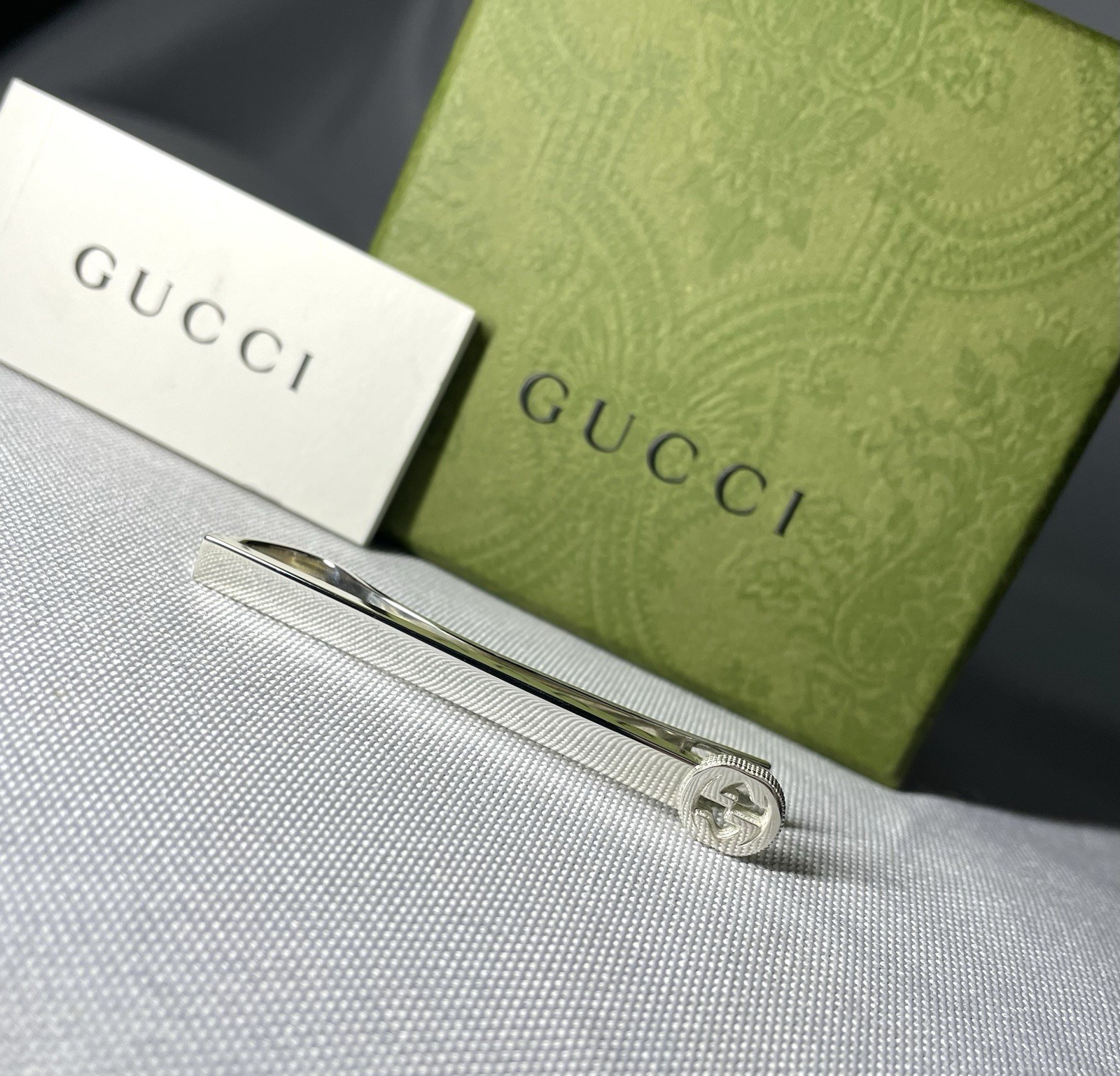 Auth Beautiful GUCCI Interlocking double G Logo Tie Clip Bar Pin AG925 +Box Gift