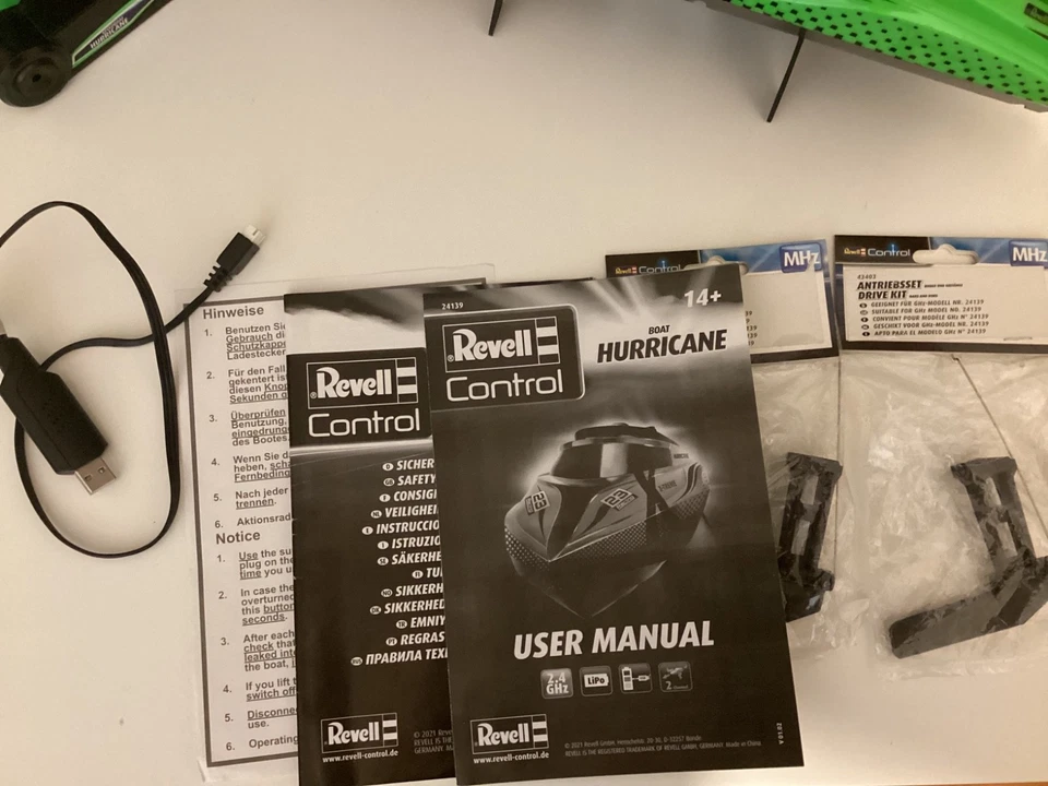 Revell Control X-Treme Hurricane RC Motorboot 45km/h 2,4GHz ferngesteuert Boot - Bild 4 von 4