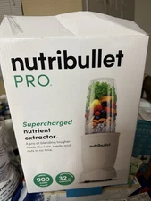 Nutribullet Pro 900-Watt High-Speed Blender/Mixer 9-Piece, White