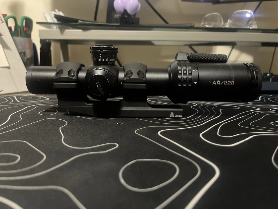 Оптический прицел для винтовки Bushnell 1-4x24 с подсветкой FFP с креплением UTG - Изображение 3 из 4