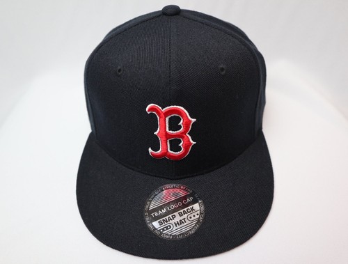 Boston Red Sox Snapback Cap in Black 