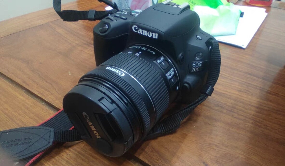 Canon EOS 200D DSLR Digtal Camera Black 18-55mm Lens (Preowned